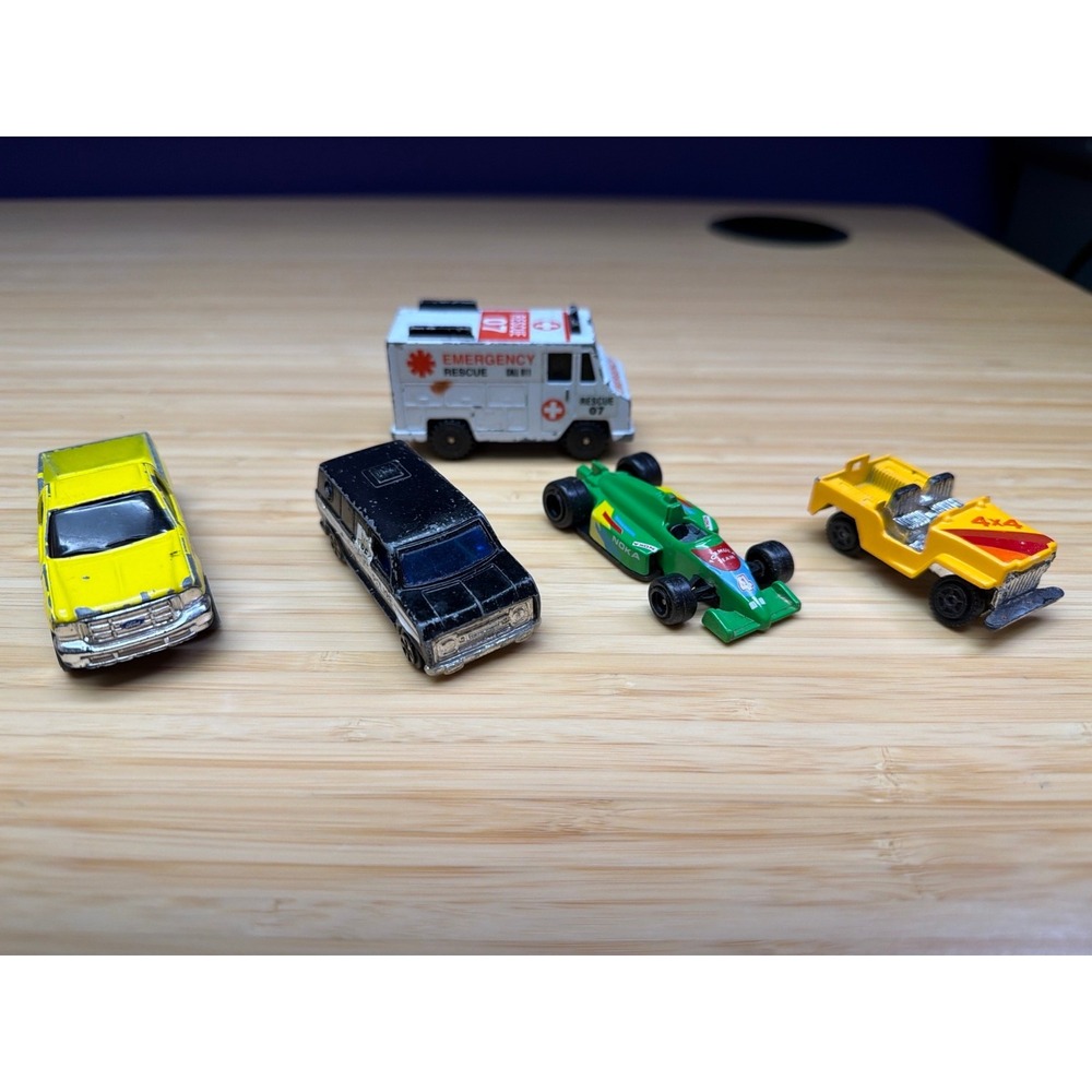 Diecast Vehicle Lot 5 Ford F-350 Police Rescue Formula 4x4 Maisto Used